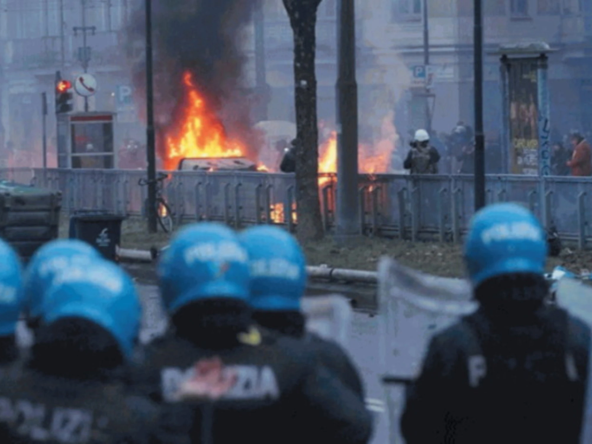 Askatasuna, il mistero dei soldi pubblici regalati: chi c'è dietro