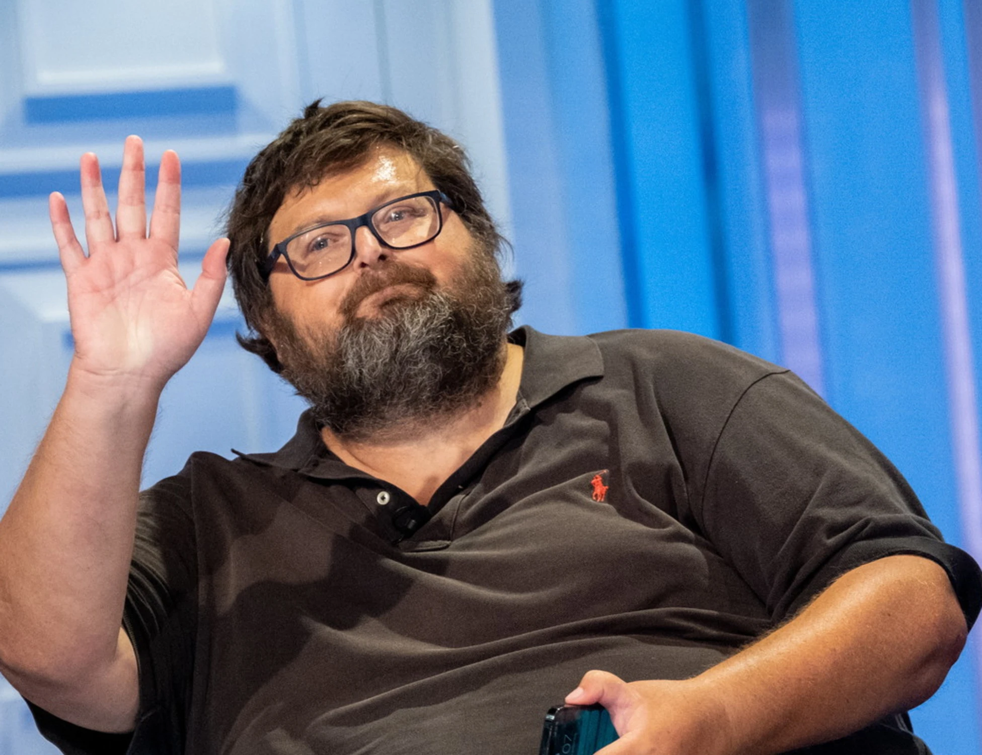 Mario Adinolfi arrestato per "truffa ed evasione fiscale": danno vicino ai cinque milioni di euro