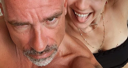 Eros Ramazzotti, il taglio di capelli scatena gli utenti: "Vai a giocare anche tu nel Cagliari?"
