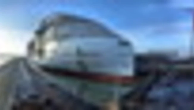 Viaggi, MSC World Asia tocca l'acqua per la prima volta