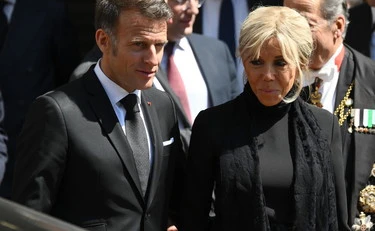 https://media.liberoquotidiano.it/uv4QomNr3YylHUzp2YnHHpa5vChgTjSp9B1ZjDDzQhQ/width:800/quality:90/aW1hZ2VzLzIwMjYvMDUvMTUvMDY0NjQ2MTIyLWYyMjhiZTc5LTgwNjItNGNjYy1iMDk2LTcyNDJlYmQ1YzY2ZS5qcGc.webp