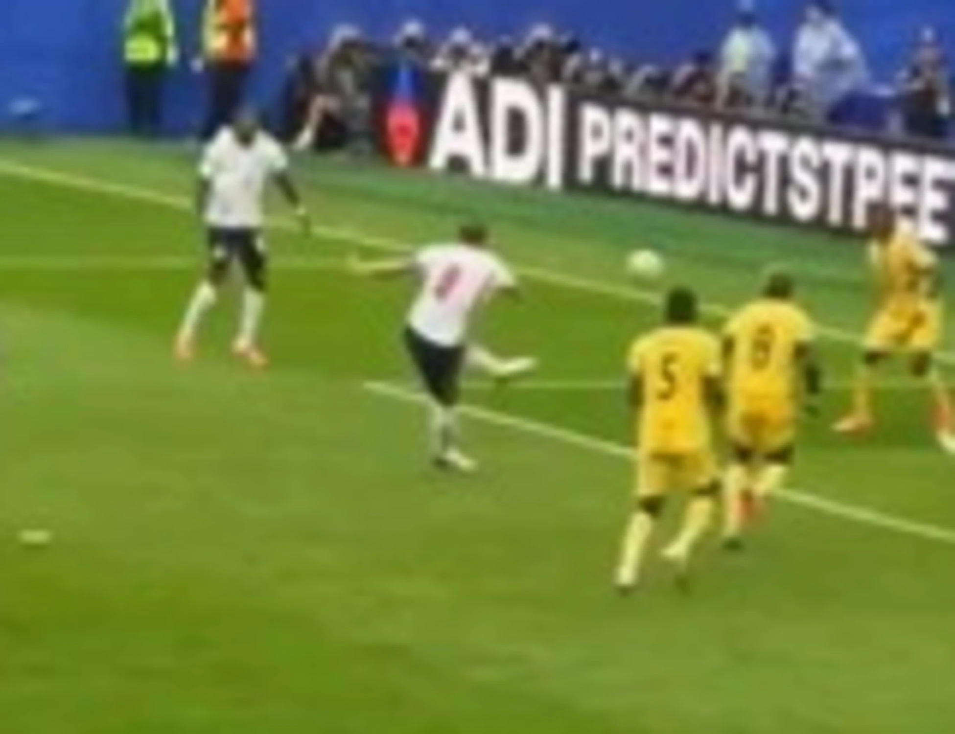 Kane stregato dal santone africano: inspiegabile gol mangiato, magia nera? <span style="color: rgb(153, 0, 0);">Video</span>