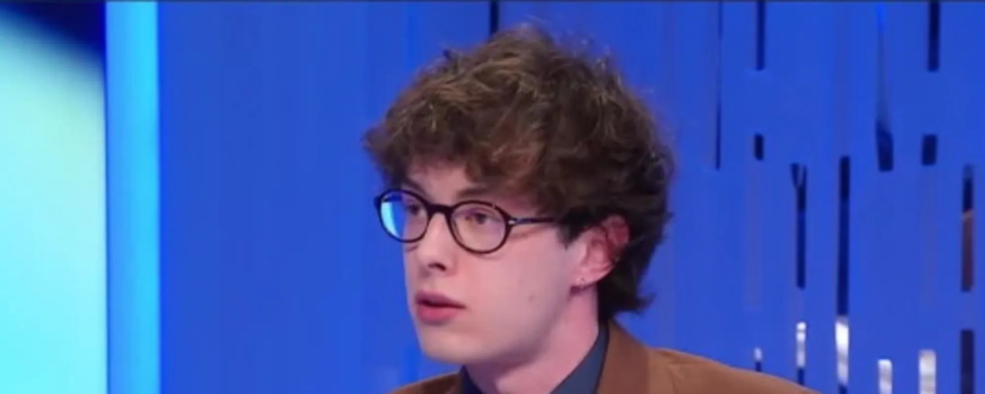 Leggi l'articolo: Il ragazzino insulta Meloni dalla Gruber e il Pd lo vuole fare sindaco