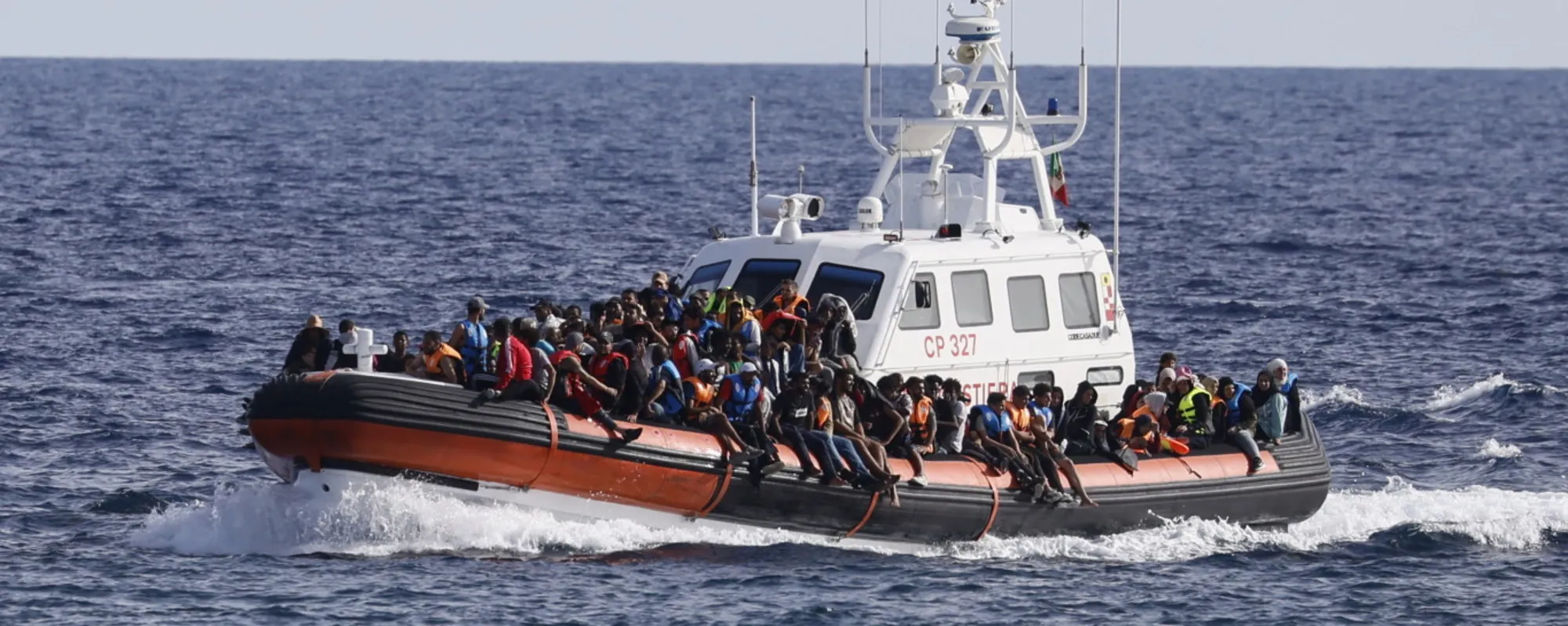 Leggi l'articolo: Rackete, l'algerino e il pachistano: quanti soldi abbiamo dato ai clandestini e ai loro amici