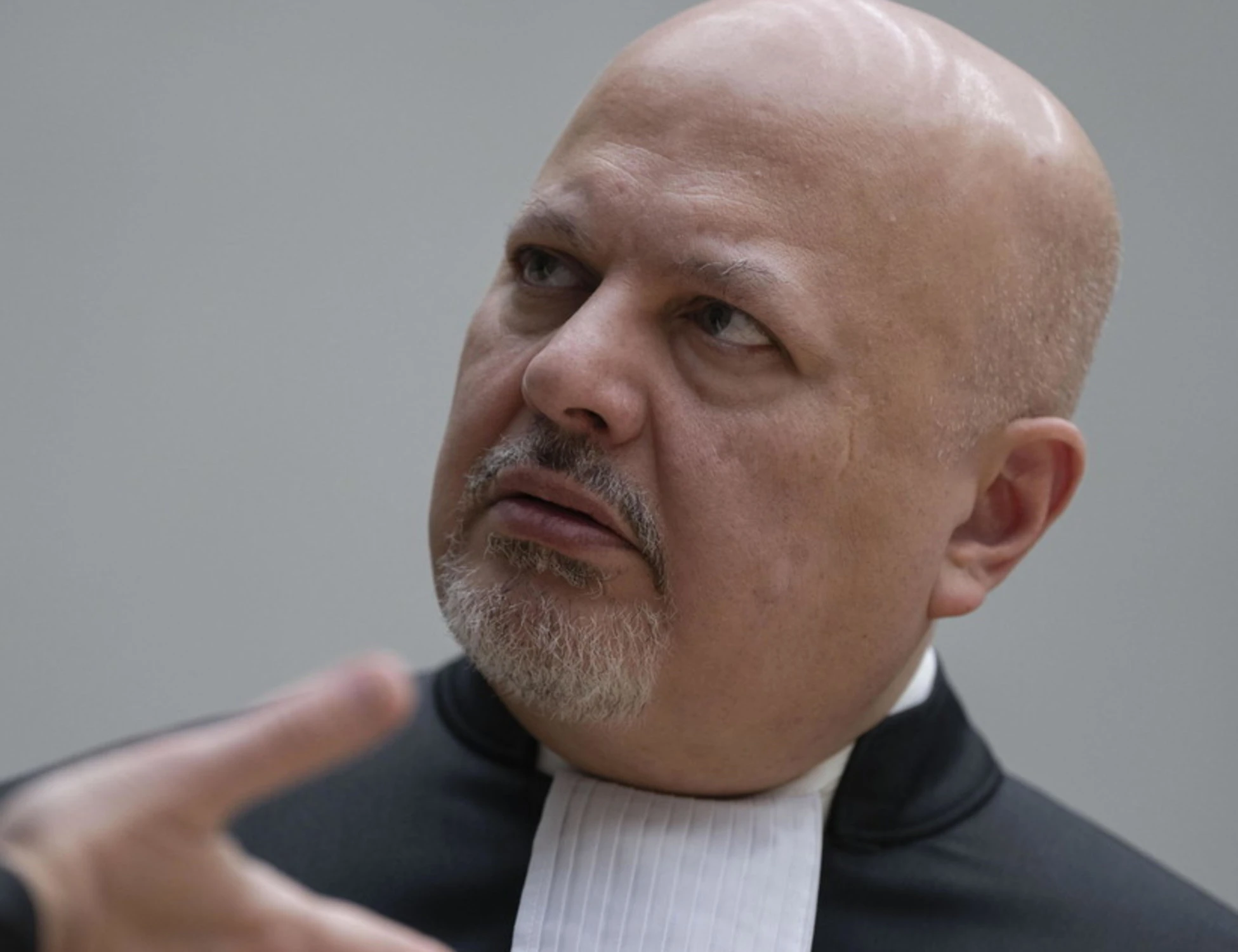 Khan, il procuratore capo della CPI contro l'Italia? Travolto da uno scandalo sessuale
