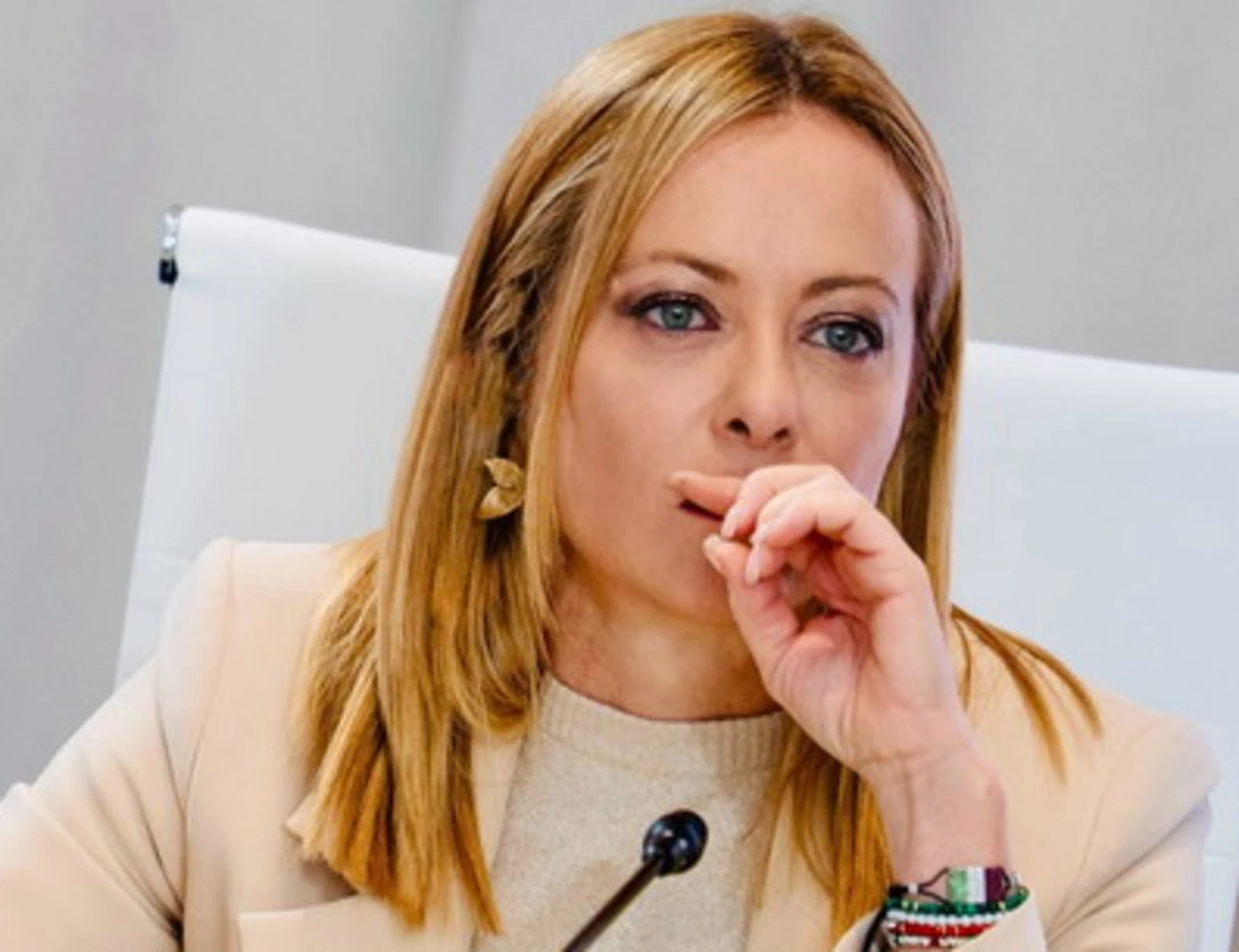 Leggi l'articolo: &quot;Denunciata per genocidio&quot;: chi c'&egrave; dietro la follia