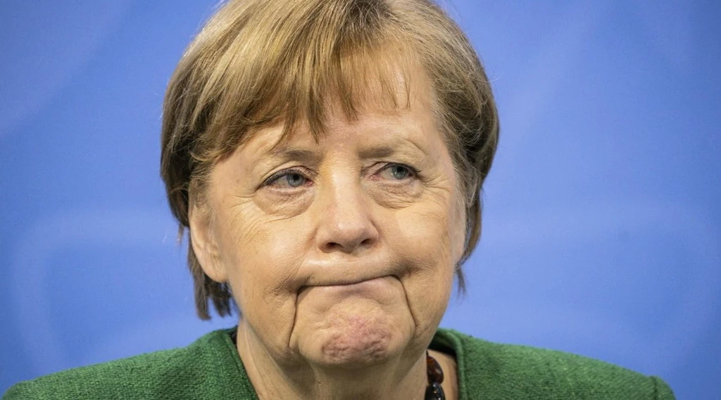 Germania, nuovo picco di contagi nonostante lockdown e vaccini: verso nuove serrate. Il caso spaventa l'Europa