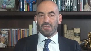 Non è l'Arena, Matteo Bassetti sul dpcm: "Mi piace moltissimo, va nella direzione di interventi locali. Complimenti"