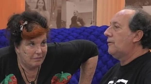 Grande Fratello Vip, "dov'è la libido?": Fulvio Abbate, ormone fuori controllo con Myriam Catania