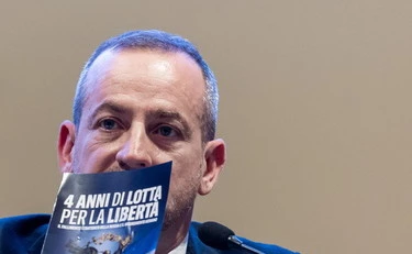 Filini di FdI scuote il centrodestra: "Ho solo una parola per loro, vigliacchi"