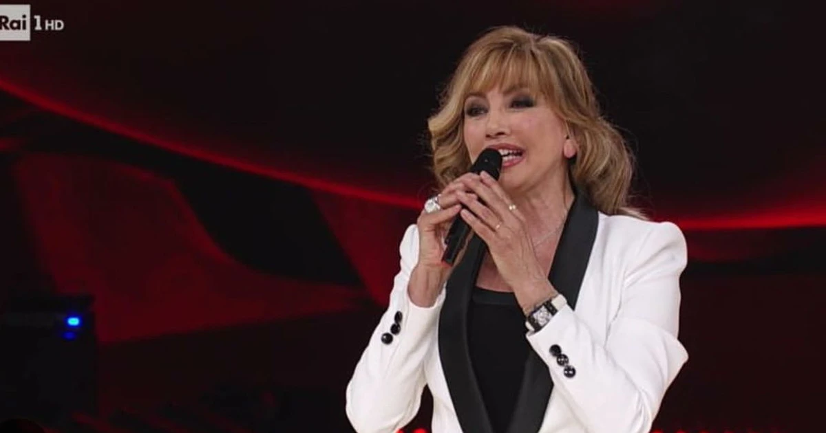 Ballando con le stelle, Milly Carlucci nei guai: "Due positivi al Covid", chi sono