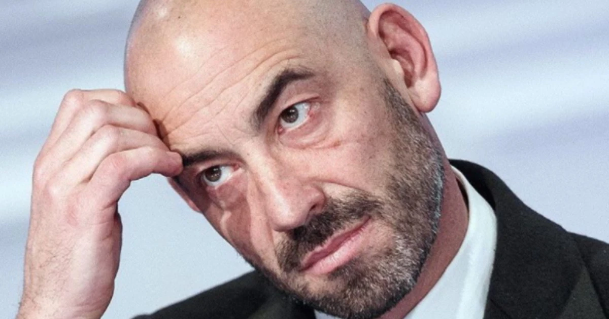 Matteo Bassetti, sfogo dopo DiMartedì: "Che tristezza, sarei un cretino?". Giovanni Floris che dice?