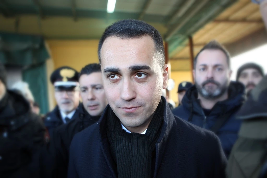 Luigi Di Maio "infastidito", l'indiscrezione sul grillino: lo sfogo con i fedelissimi