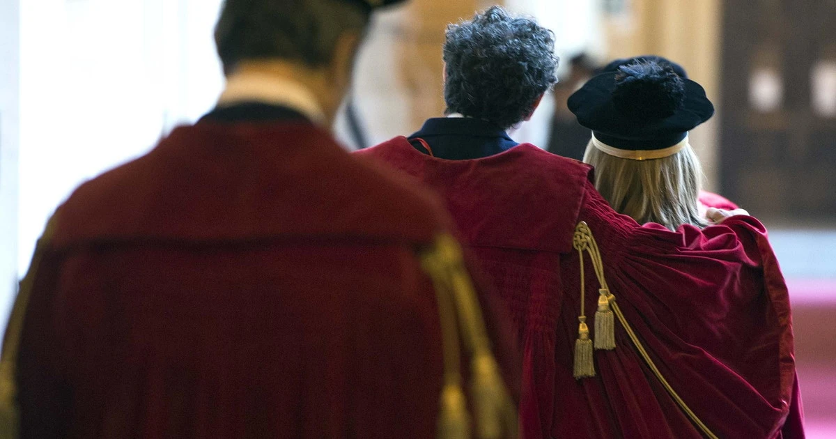 Magistrati, ritornano le toghe rosse: sarà una stagione di resistenza
