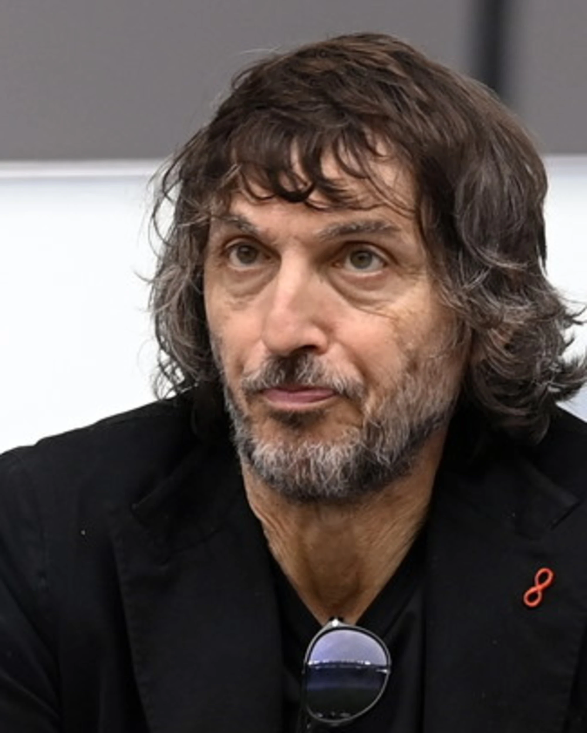 Giuseppe Cruciani ha colto prima di altri quello che si muove nella pancia del Paese