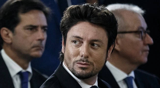 Palazzo Chigi, Giambruno: "Assolutamente no", il gran rifiuto