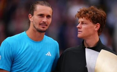 Jannik Sinner, il clamoroso sms inviato a Zverev dopo il Roland Garros