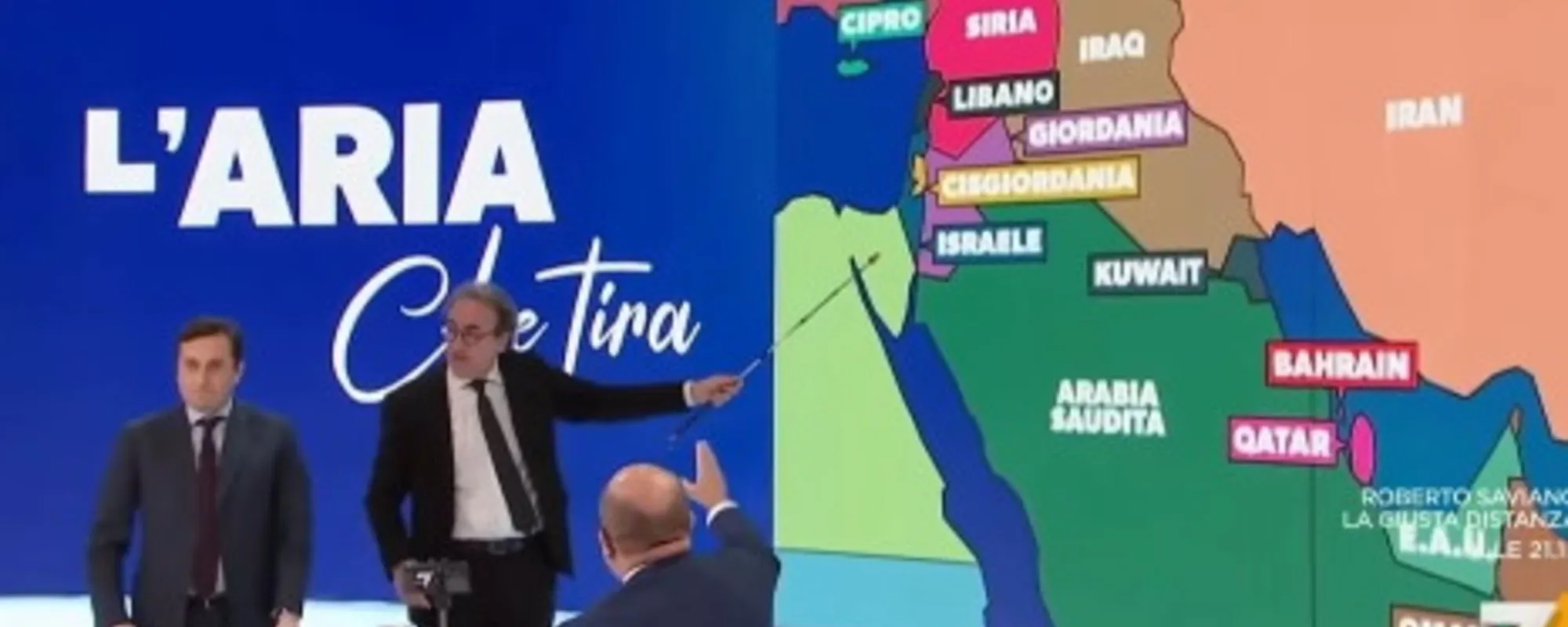 Bonelli non sa dove sta l'Egitto: la figuraccia e gli sfottò in studio