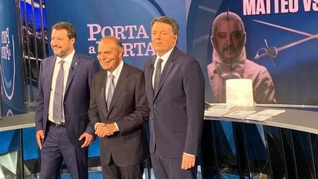 Matteo Salvini infierisce su Renzi dopo Porta a porta: "Con tutta l'umiltà del mondo, molti mi hanno detto..."