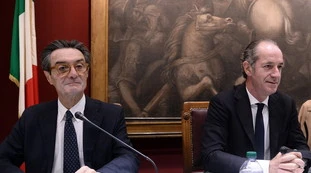 Giuseppe Conte, Fase 2 alla Camera: "Misure di enti locali meno restrittive sono illegittime". Messaggio contro Zaia e Fontana, boato in Aula