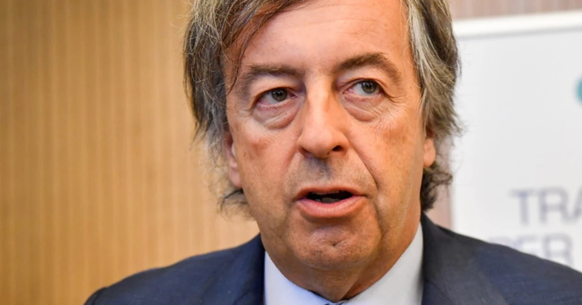 Coronavirus, Roberto Burioni: "Mortalità in Lombardia, la minimizzazione è criminale. Voglio le cartelle"