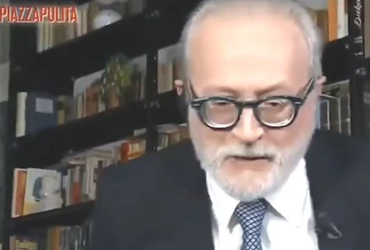 Paolo Becchi: "Giuseppe Conte vuol fare un partito di centro alleato con la sinistra. Mossa che spiazza Renzi"
