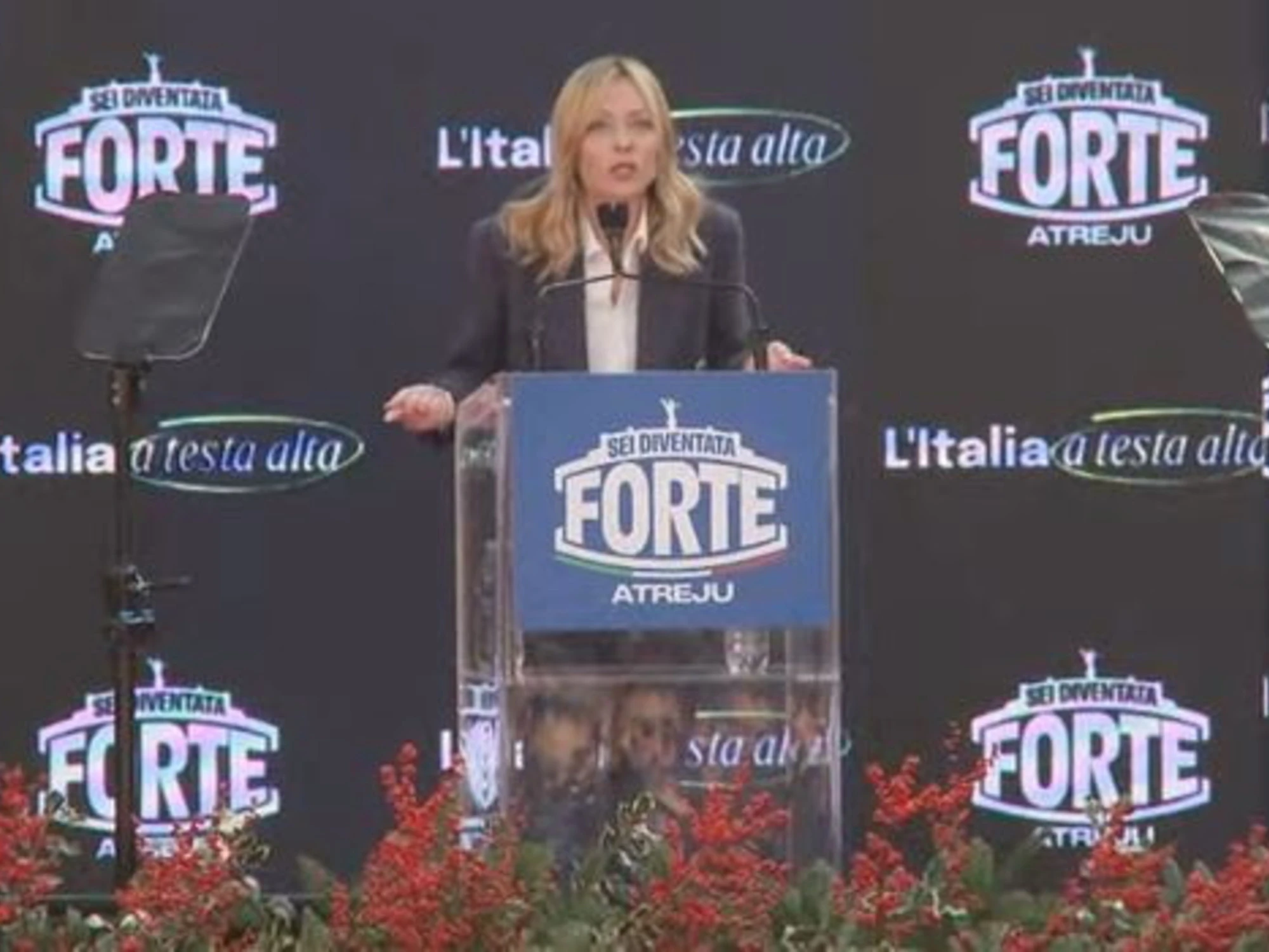 Atreju, Meloni spiana Elly Schlein: "Vi dico perché non è venuta"