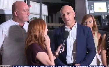 https://media.liberoquotidiano.it/vHmGAqOe1sCl5WBWs516CUOEeC2RK3rV4ulxKBqH-s4/width:800/quality:90/aW1hZ2VzLzIwMjYvMDgvMjUvMDcyNTQ5MzAyLTk4ZGZkNTA4LTZkOTAtNGUzMS04NmNmLTRhYmE1NDM3N2IxNi5qcGc.webp