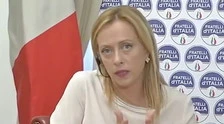 Giorgia Meloni a Fuori dal coro: "Sergio Mattarella dovrebbe scendere le Camere? Il tema merita una riflessione"