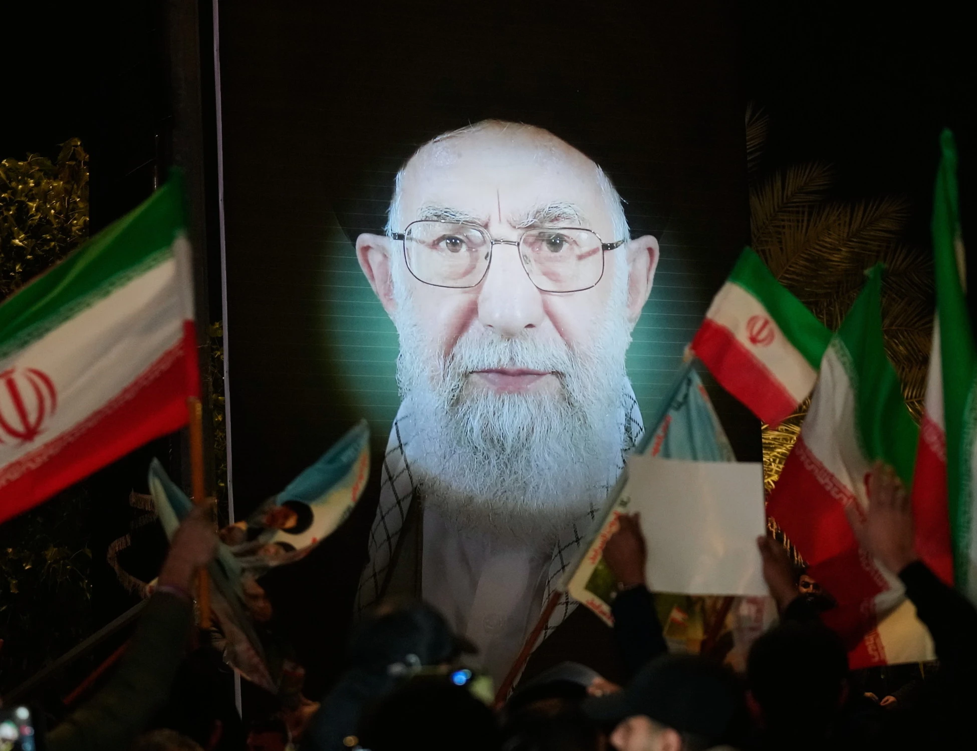 Iran, scelta la nuova Guida Suprema: "Il nome di Khamenei continuerà a esistere"