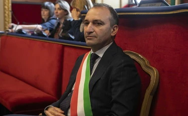 Torino, il Pd vuole requisire le case sfitte. Ira-Forza Italia: "Come Askatasuna"