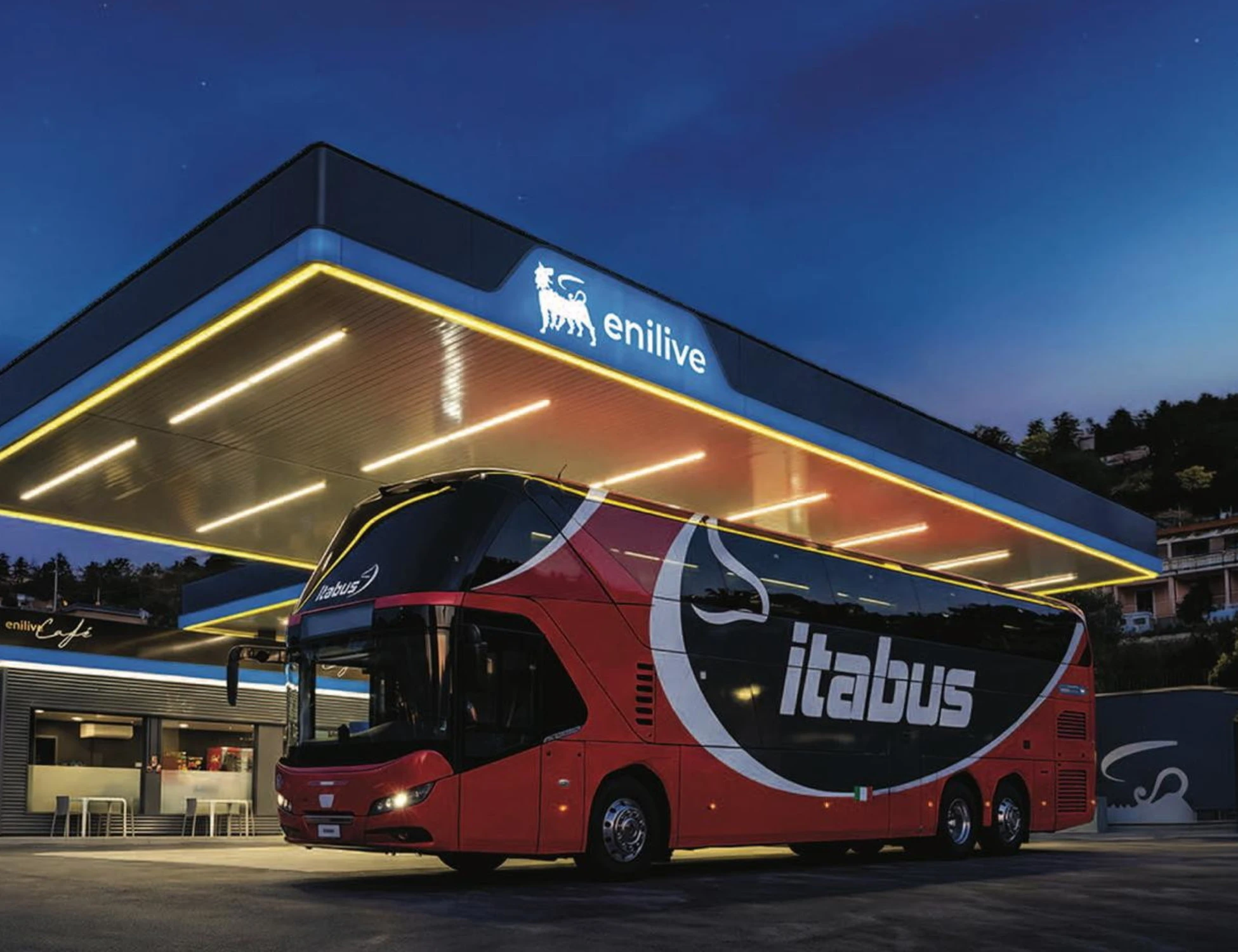 Flotta Itabus viaggia con biocarburante diesel HVO di Enilive