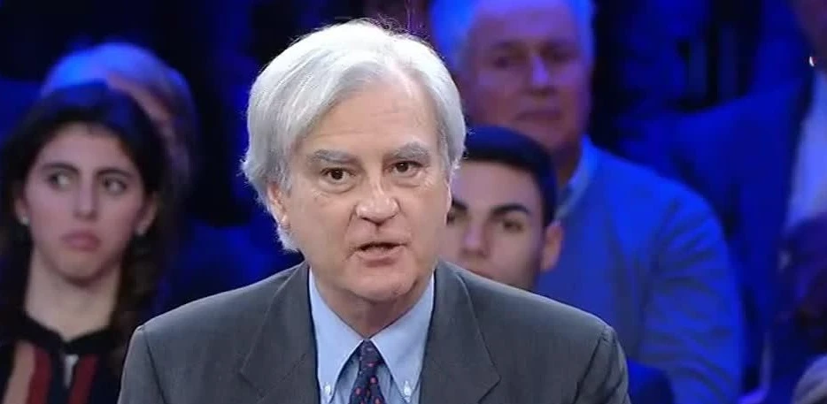 Antonio Maria Rinaldi aggira il silenzio elettorale: "Questa è l'Italia che difendiamo", schiaffoni al Pd