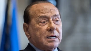 Quirinale, "Berlusconi fa la fine di Prodi": l'inganno nei numeri, così il Cav può cadere