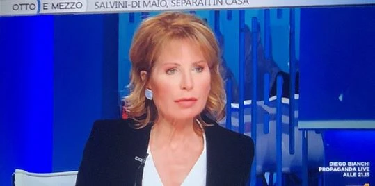 Otto e mezzo, Massimo Cacciari gela Lilli Gruber e Giovanni Floris; "Via via, via tutti". Renzi massacrato