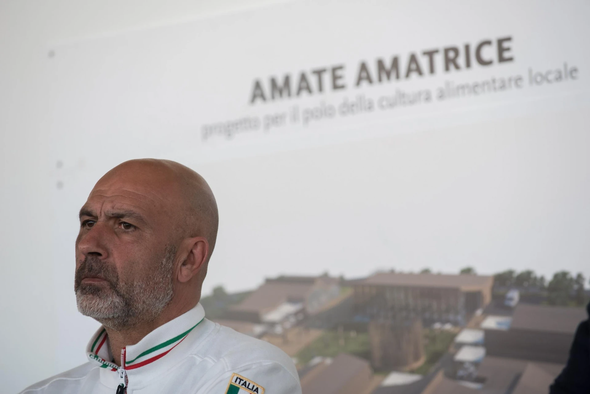 Terremoto, Sergio Pirozzi a processo per il crollo di una palazzina ad Amatrice che provocò 7 morti