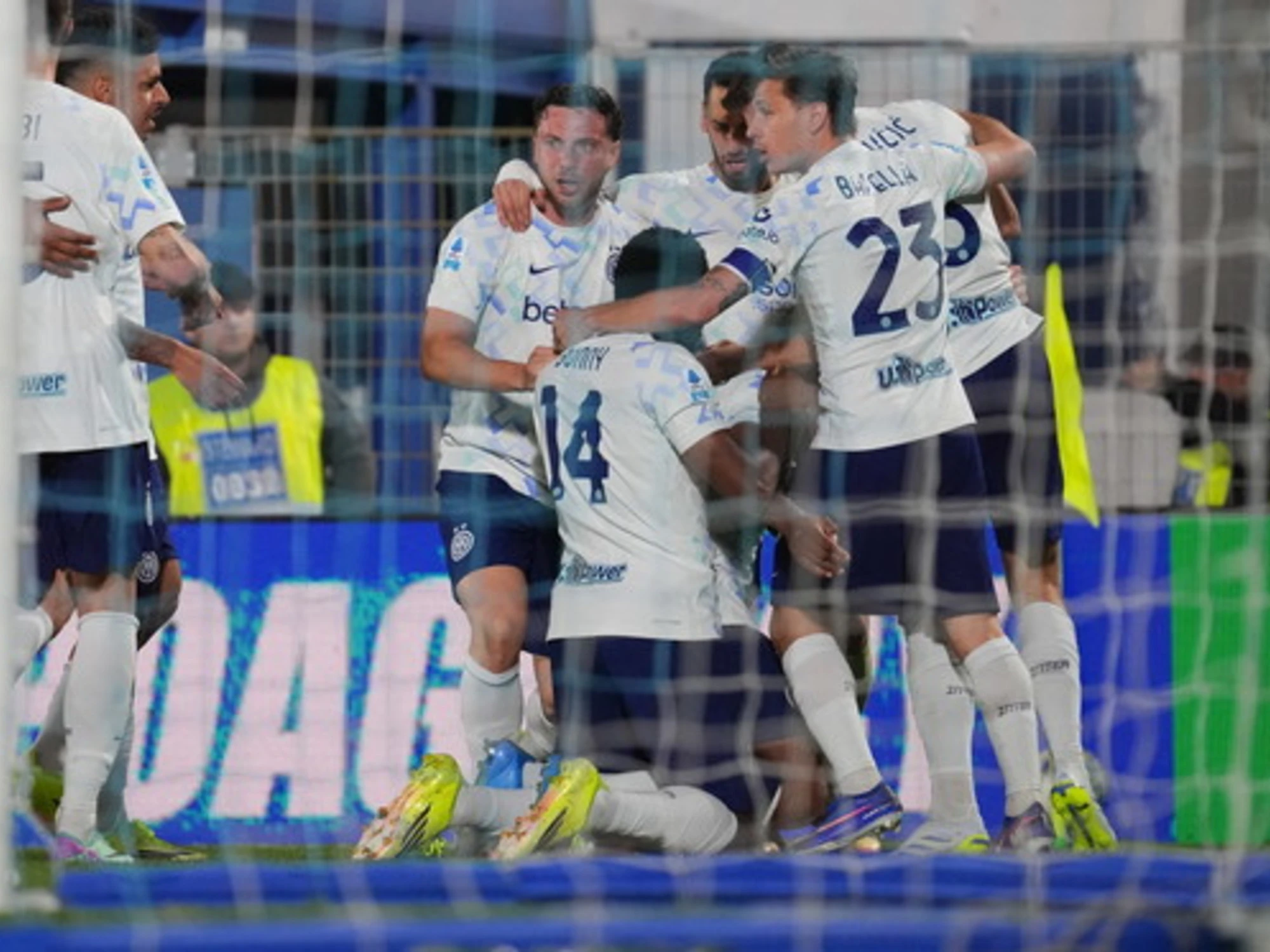 Serie A, Inter poker Scudetto: Thuram e Dumfries ribaltano il Como