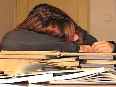 A Poche ore all'esame il 28% studia meno di un'ora al giorno
