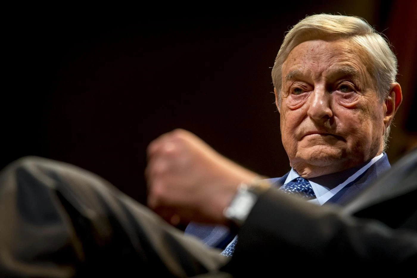 George Soros, il braccio destro insulta l'Italia: "Criminalizzare le ong è tipico dei regimi autoritari"