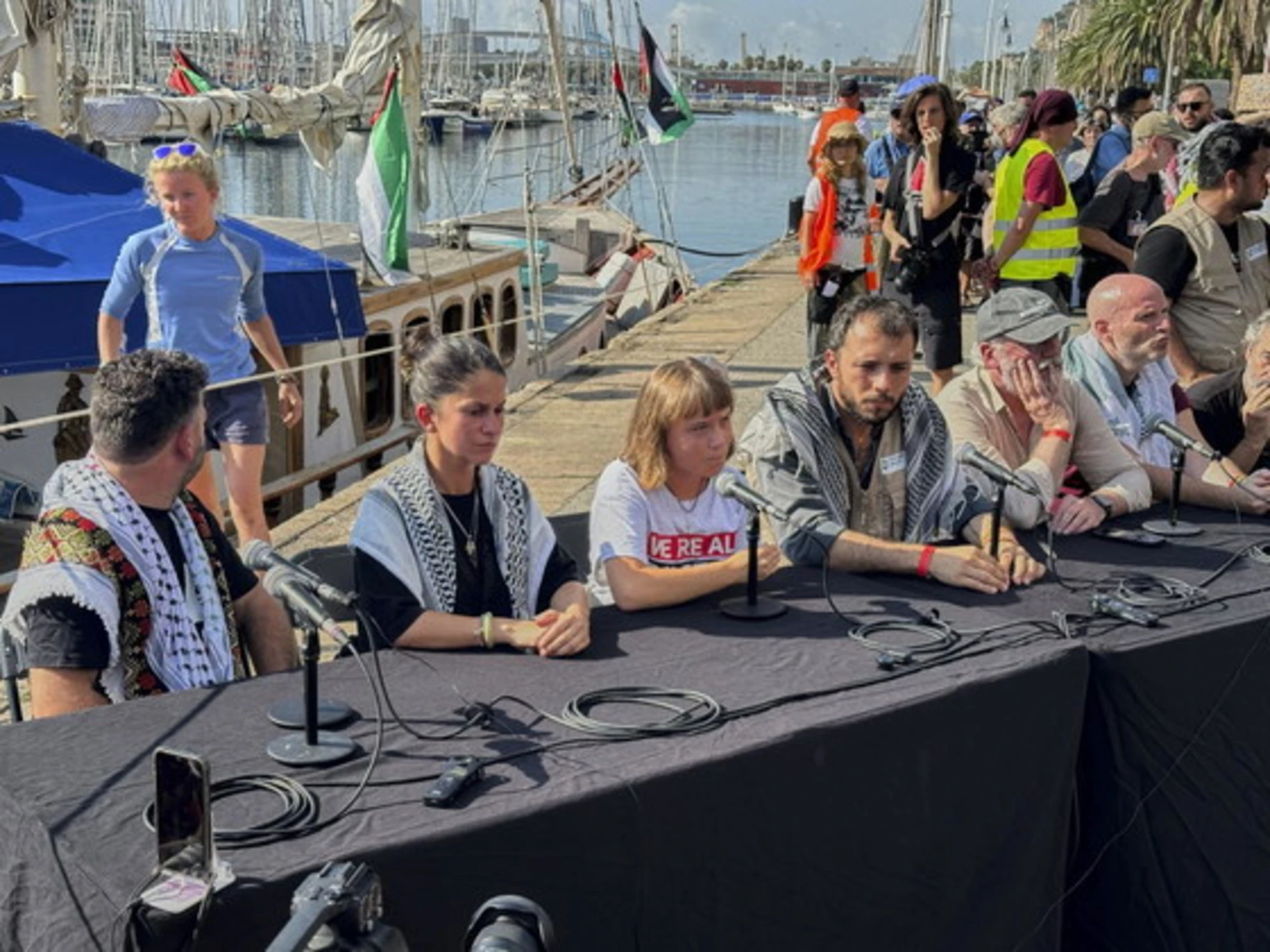 Gaza, la sinistra "affonda" con la Flotilla di Greta