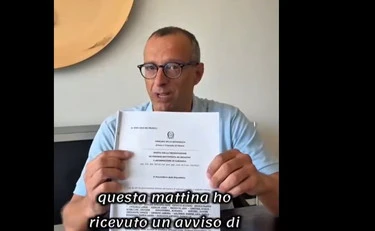 Matteo Ricci indagato: "Le feste e il casco di Rossi". Conte duro: molla il Pd?