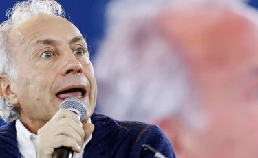 Referendum, la festa sguaiata dei signori del No: insulti ai giovani pro-riforma e a Gaia Tortora