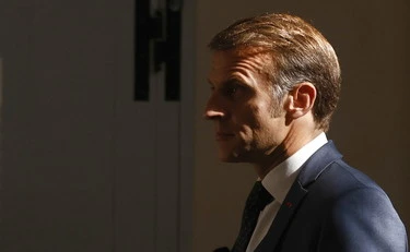https://media.liberoquotidiano.it/vQBQsKiekONSoo4YcHJnr5KanBb74l76ioxEv1vUyh4/width:800/quality:90/aW1hZ2VzLzIwMjUvMTAvMDYvMDkwODE4NDkyLTA5YTllYjg3LTcyNjEtNDZhNS1iNDVjLWNkNzAzMjRmOGUwZS5qcGc.webp