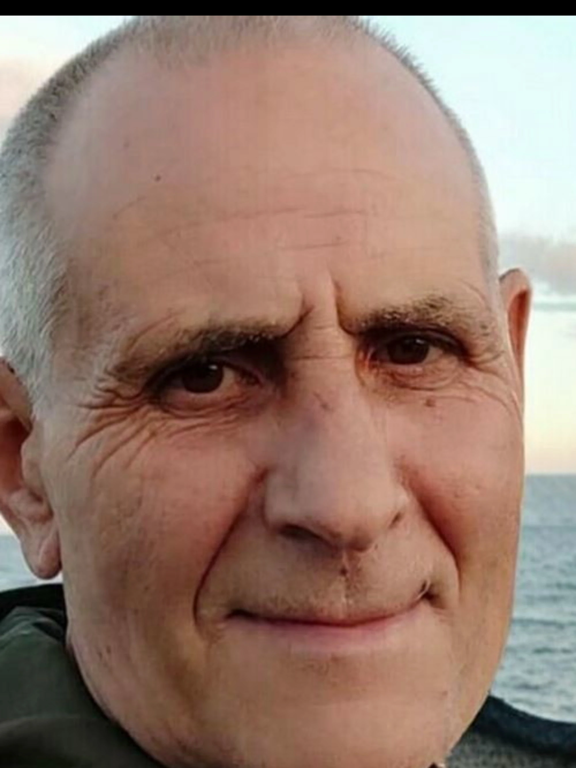 Imperia, si ferma a parlare con la vicina: ammazzato a calci e pugni