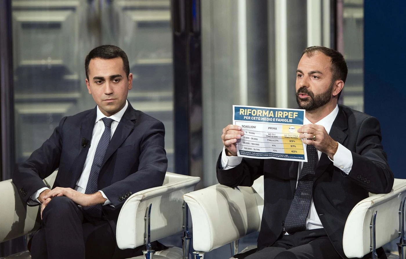 Manovra, i 10 assenti al voto alla Camera. Il "ministro" Lorenzo Fioramonti pugnala Luigi Di Maio