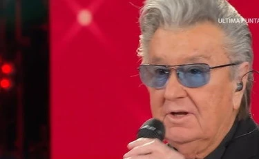 Domenica In, malore per Bobby Solo prima della messa in onda