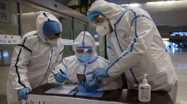 Coronavirus, lo studio sparito con cui due scienziati accusavano la Cina: "La verità non si saprà mai"