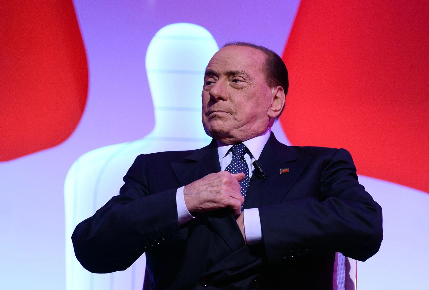 Silvio Berlusconi, confessioni private: "Ho avuto dei guai di salute, ecco cosa mi ha fatto bene"