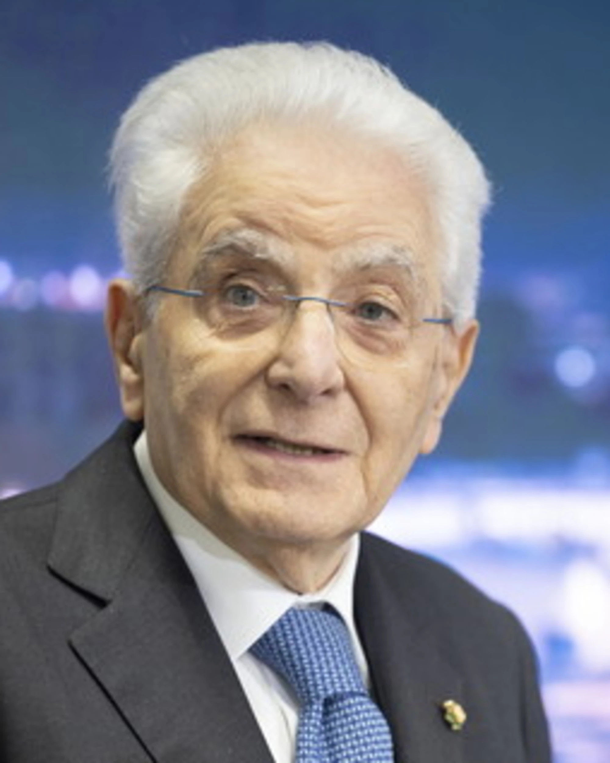 Mattarella, il monito sul lavoro fa partire l'assalto Pd al governo