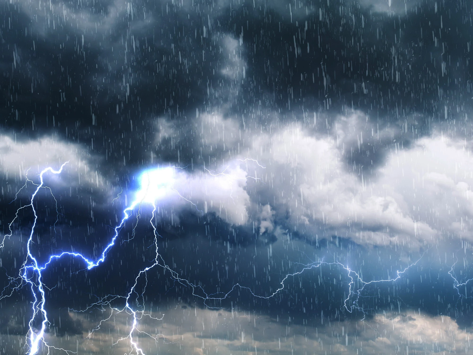 Meteo, Mario Giuliacci: lunedì, un pessimo inizio di settimana. E a fine marzo sarà anche peggio...